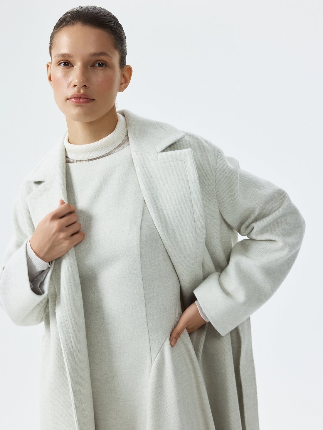 Пальто-халат в полоску: фото №1