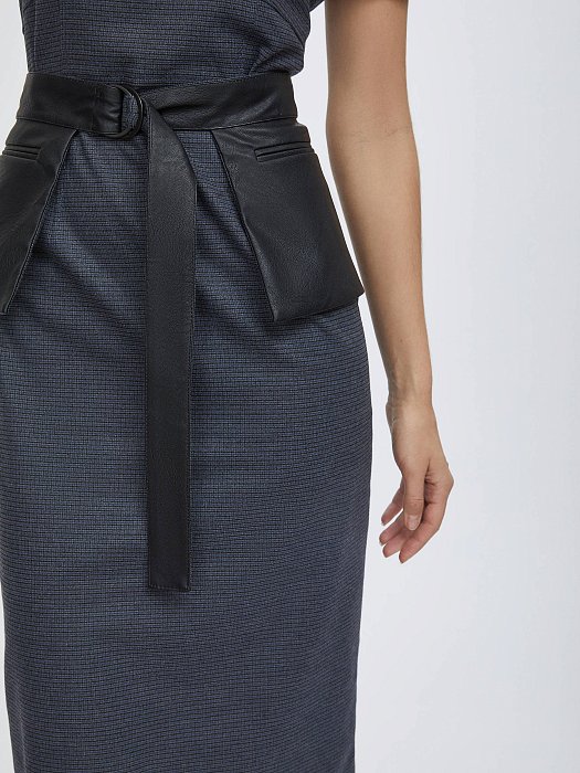 Платье с двусторонней баской: фото №3