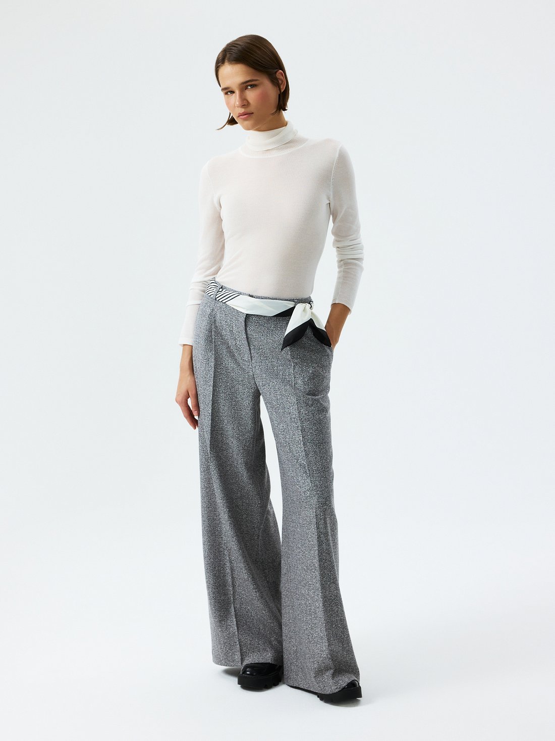 Брюки свободного кроя: фото №1