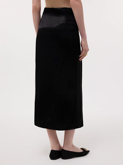 Атласная юбка с разрезом: фото №4