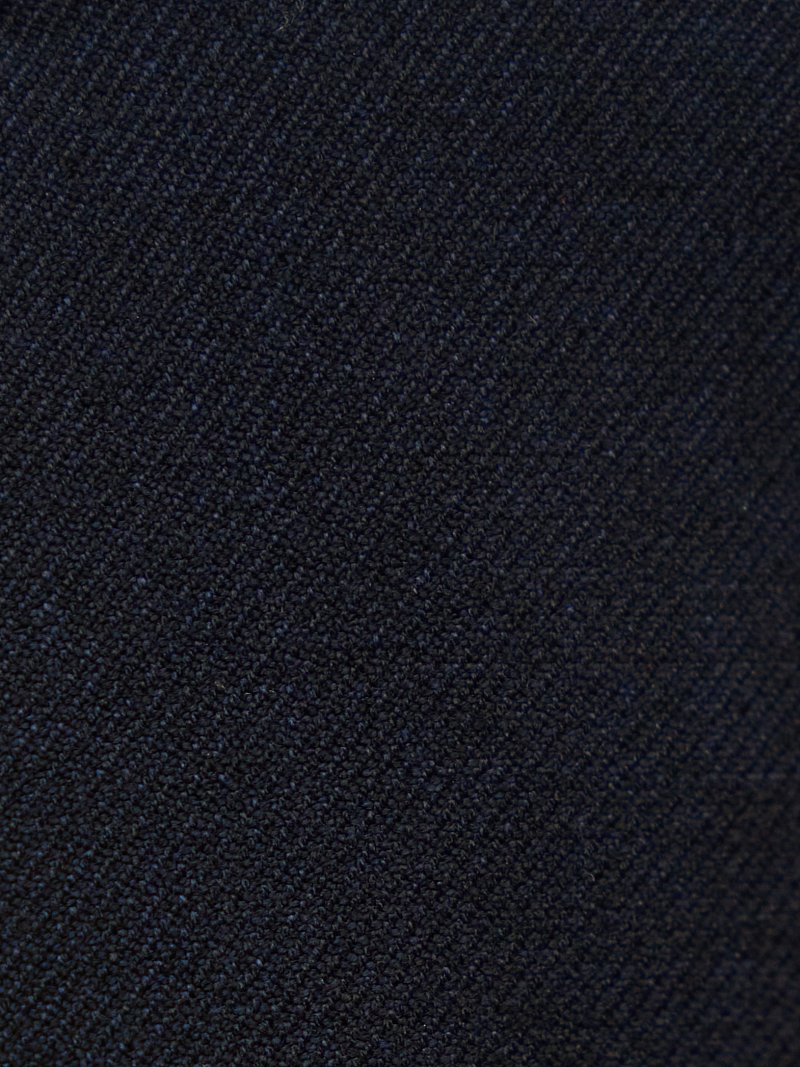 Брюки облегающего кроя со стрелками