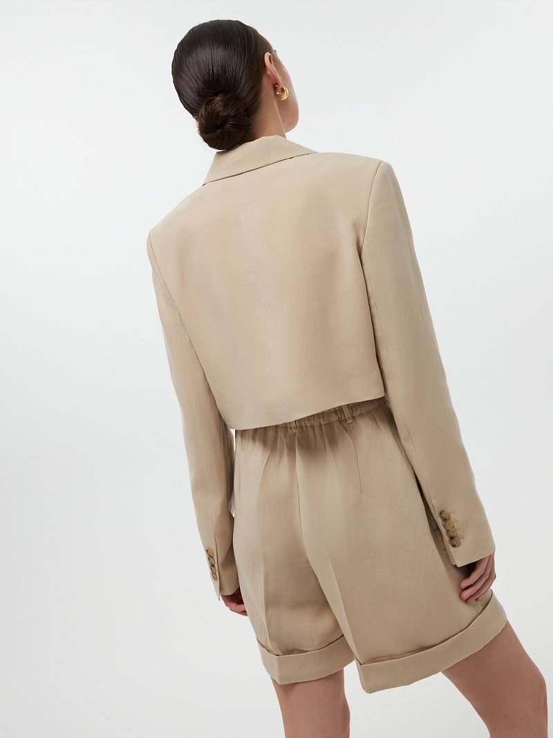 Укороченный жакет со льном