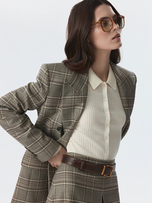 Двубортный жакет в клетку: фото №2