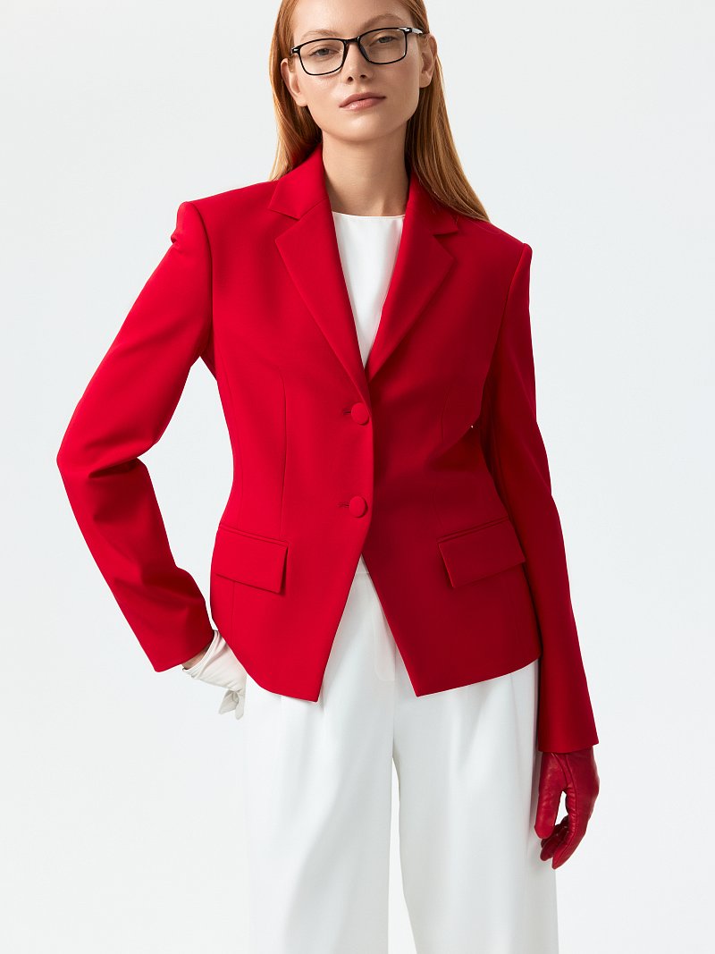 Приталенный жакет из вискозы