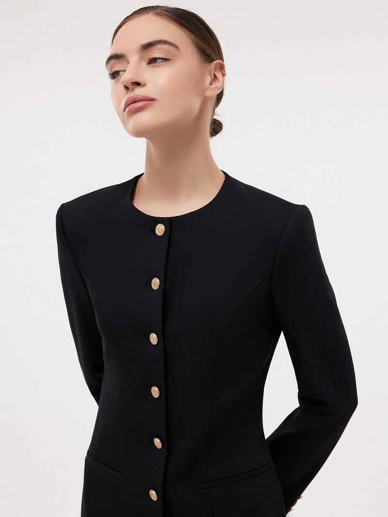 Платье с круглым вырезом