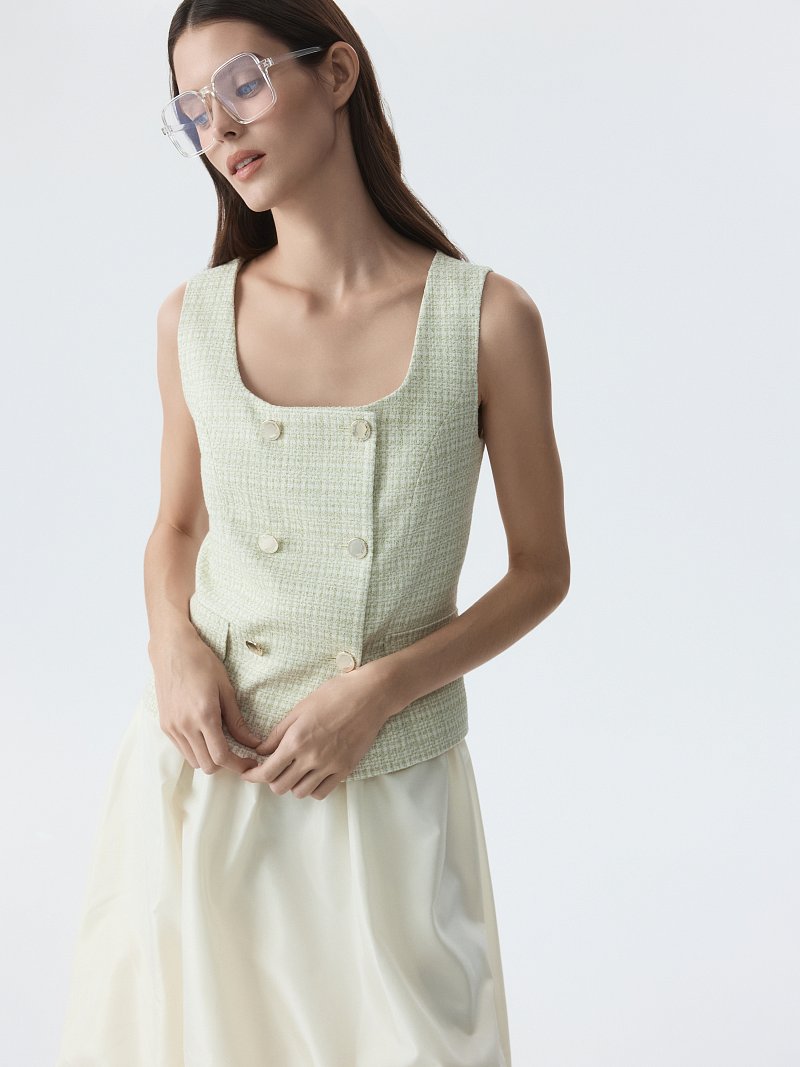 Жилет из твида