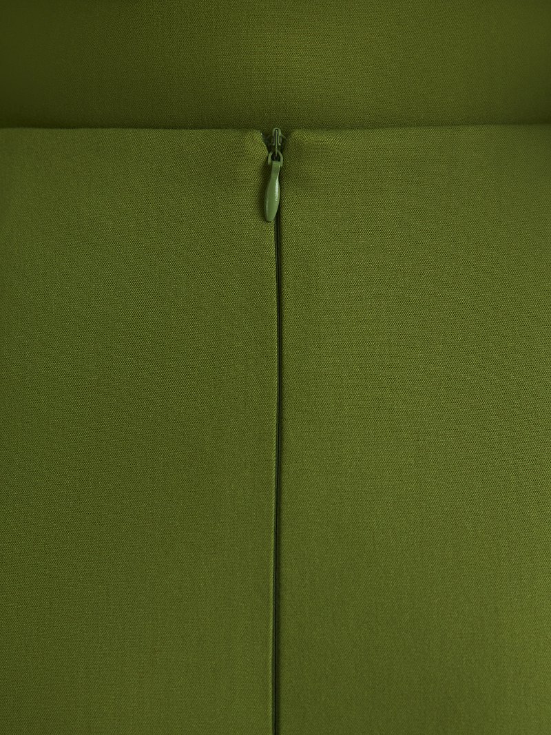 Классическая юбка-миди