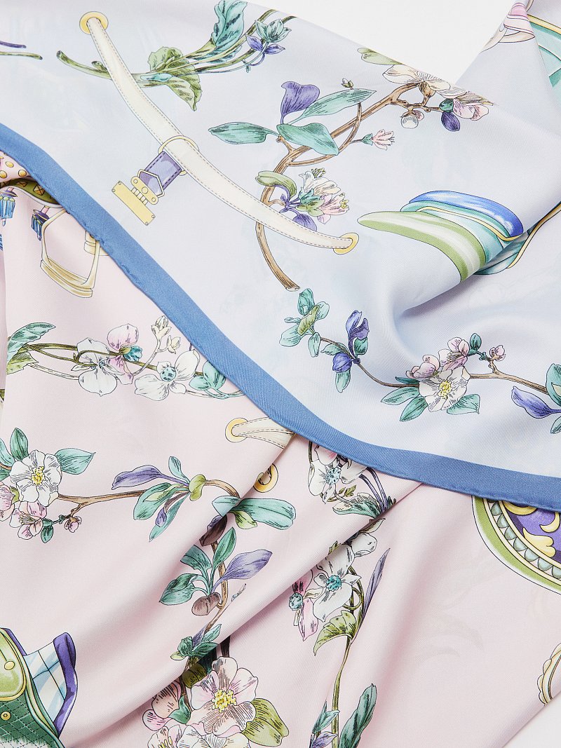 Платок с натуральным шелком