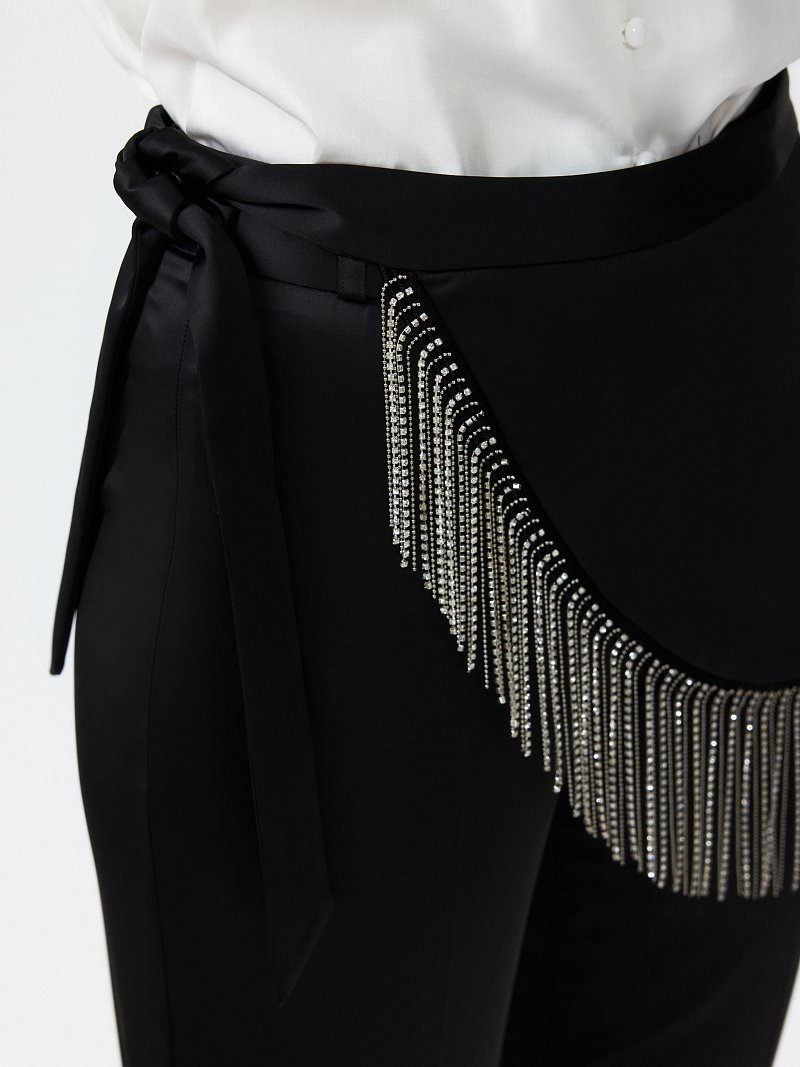 Атласные брюки со съемной баской