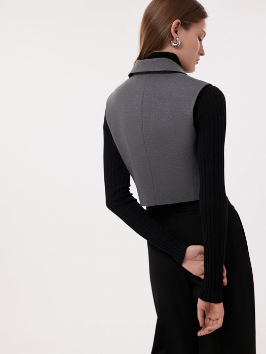 Укороченный жилет на молнии: фото №4