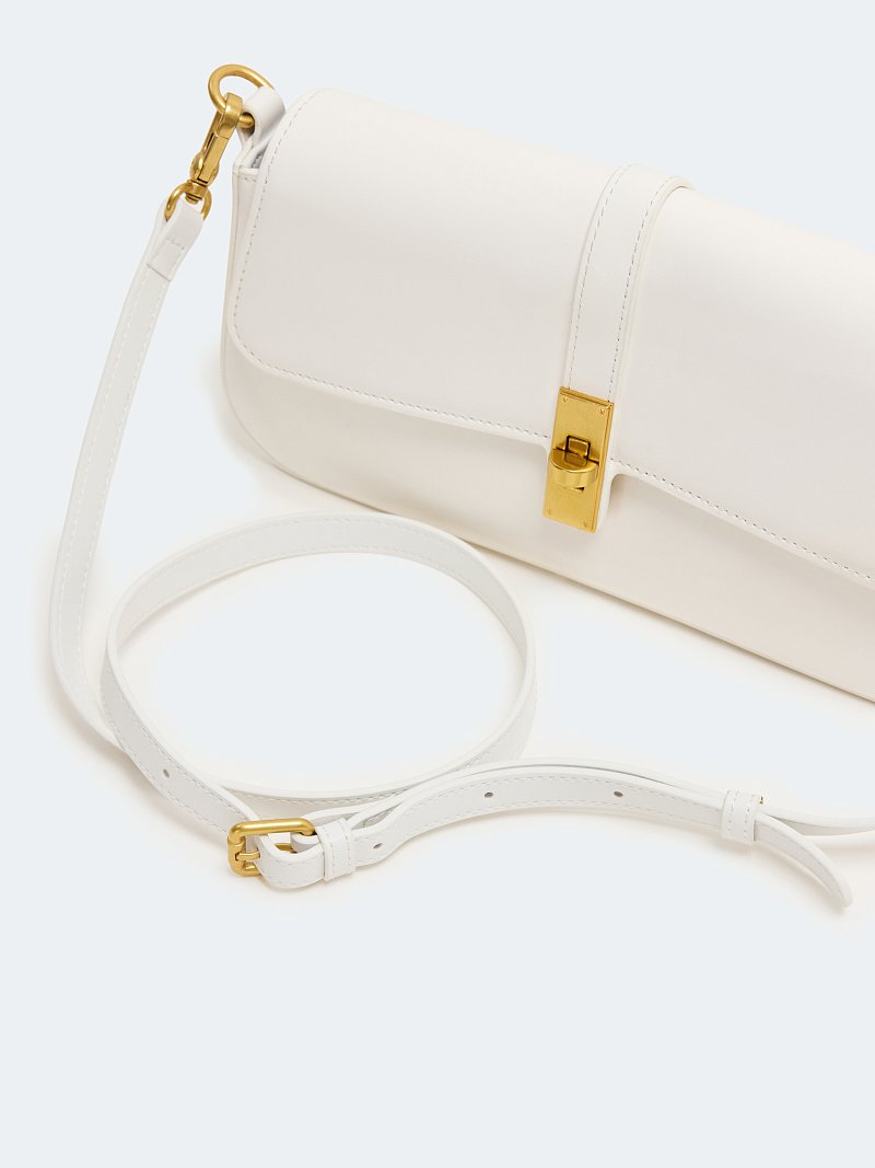 Сумка-багет из натуральной кожи