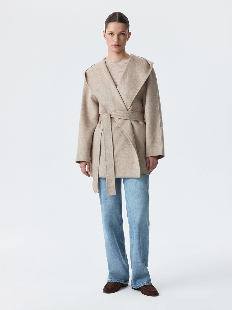 Полупальто с капюшоном