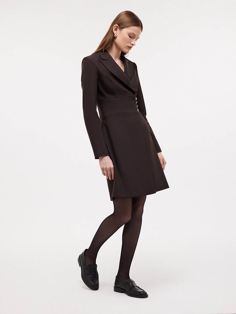 Платье на запах из костюмной ткани