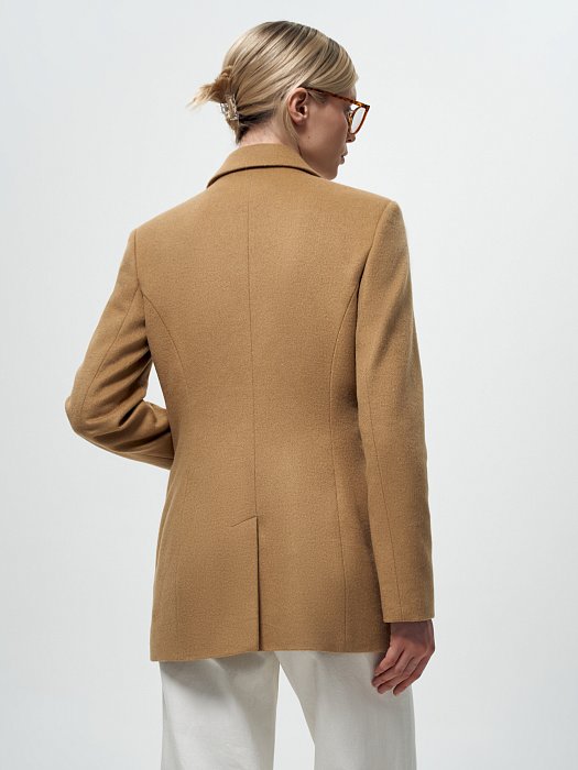 Приталенный жакет из драпа: фото №10