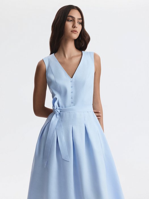 Расклешенное платье изо льна: фото №3