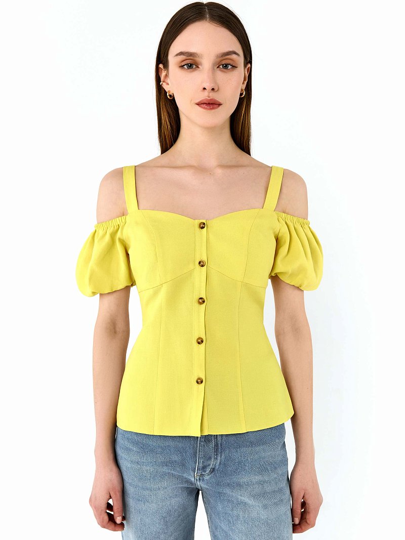 Блуза с рукавами-фонариками и рельефами