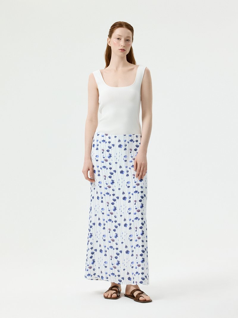 Юбка из вискозы с цветами