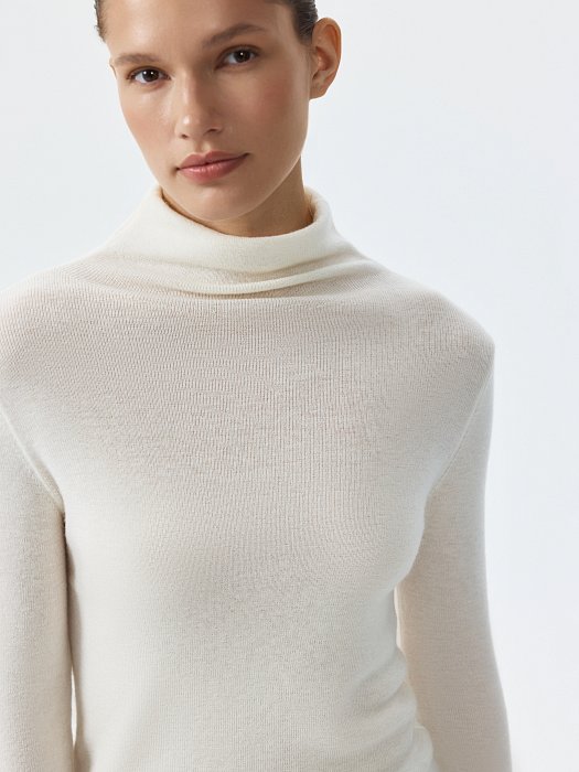 Водолазка с шерстью мериноса: фото №3