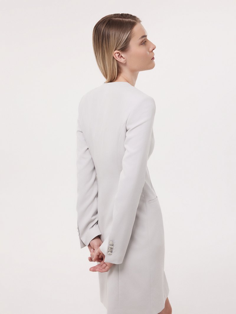 Платье с круглым вырезом