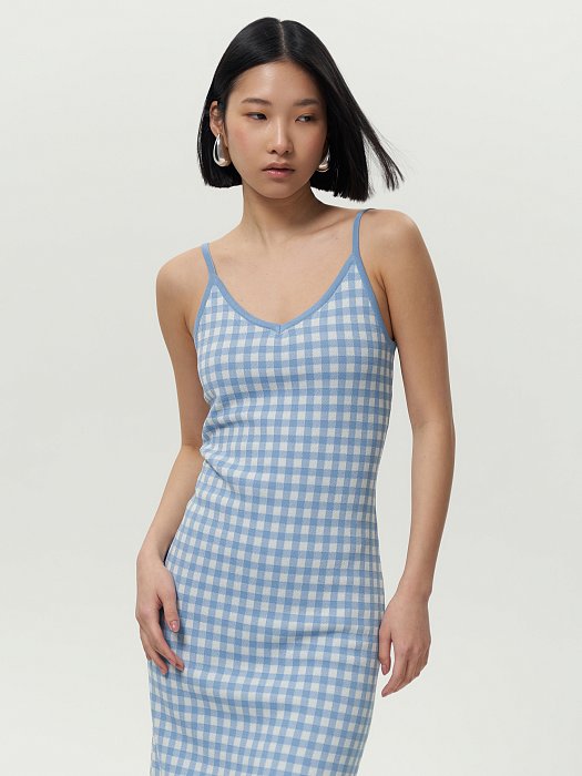 Трикотажное платье в клетку: фото №3