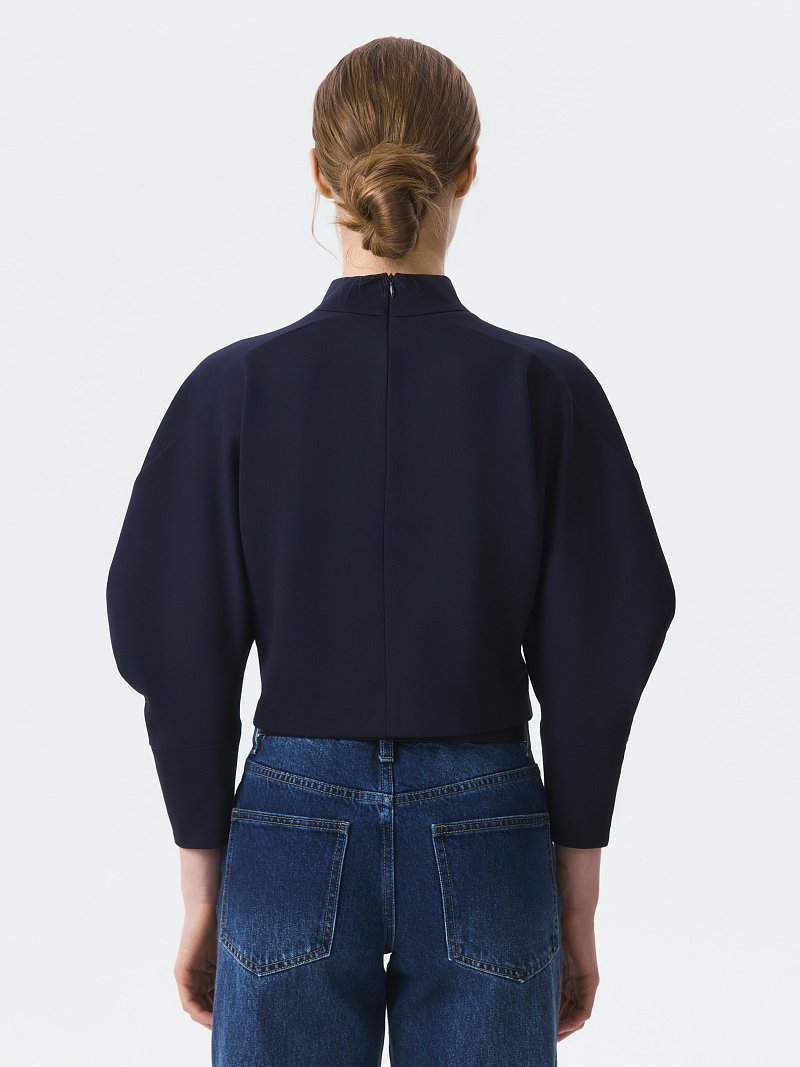 Лонгслив с объемными рукавами 3/4