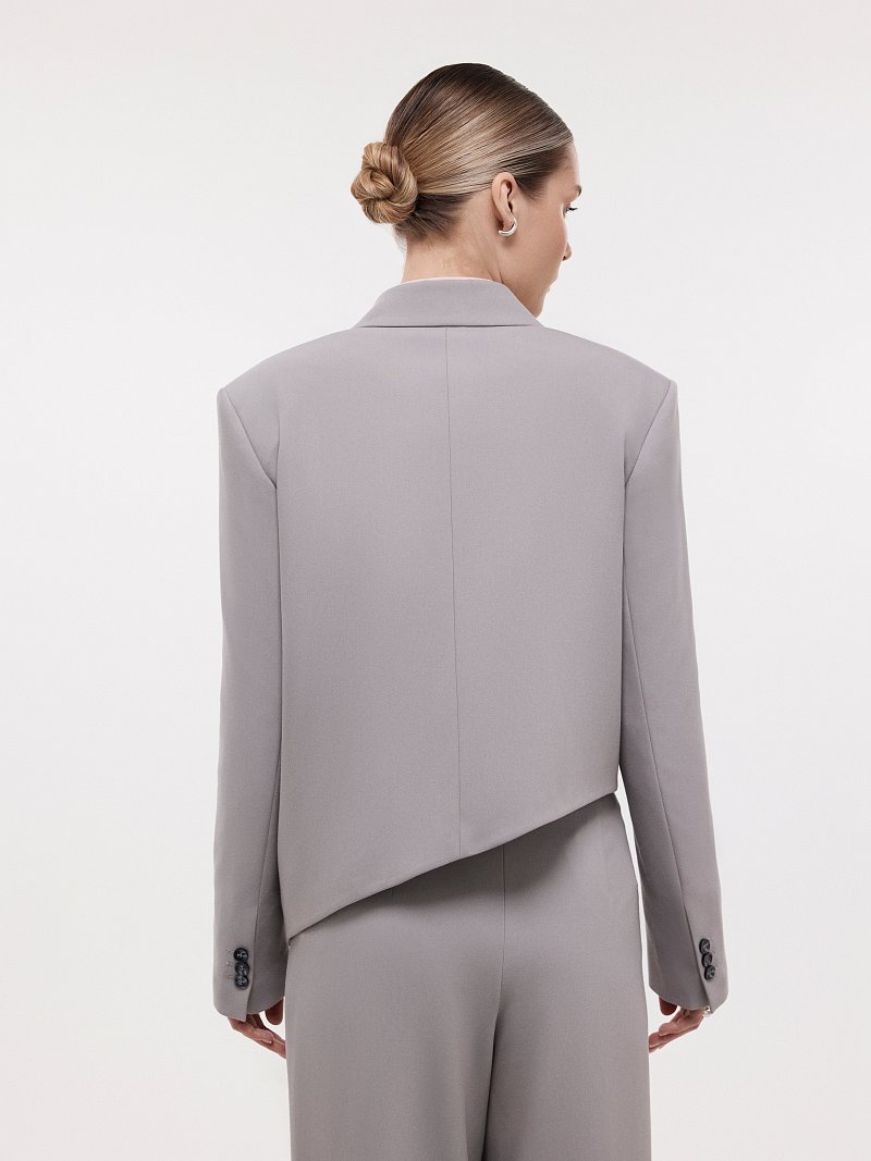 Укороченный асимметричный жакет