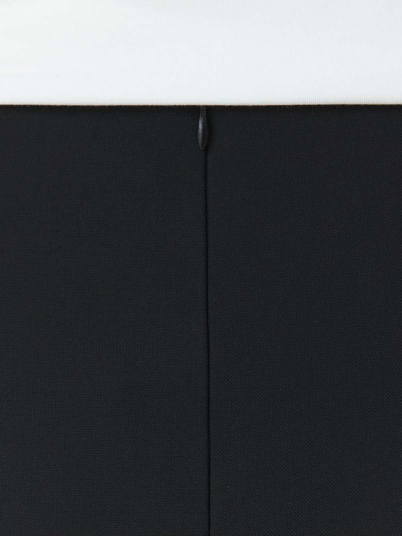 Мини-юбка с кружевом