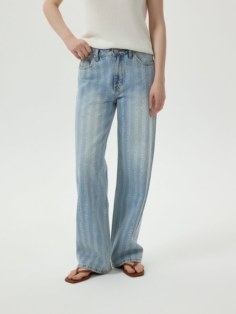 Джинсы с принтом