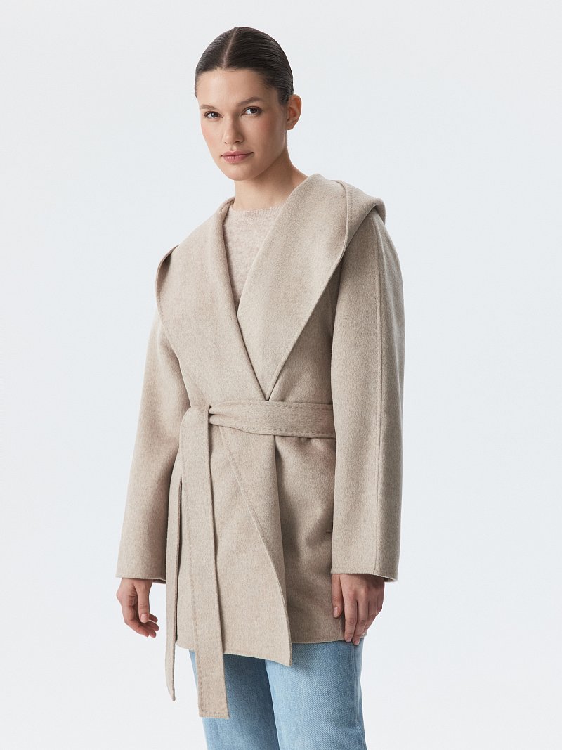 Полупальто с капюшоном