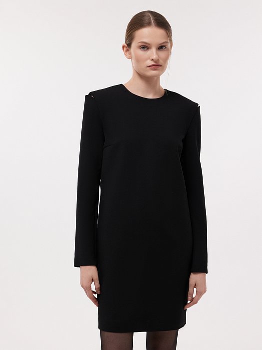 Платье с вырезами на плечах: фото №4