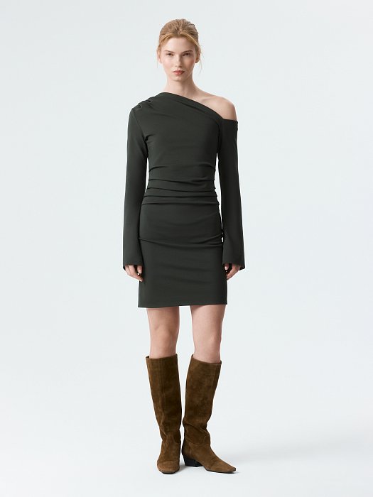 Трикотажное платье-мини с драпировками: фото №6