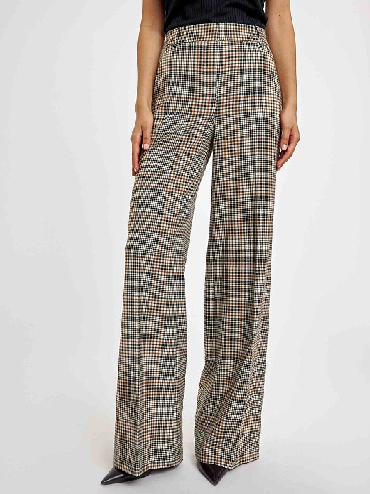 Широкие брюки в клетку: фото №3