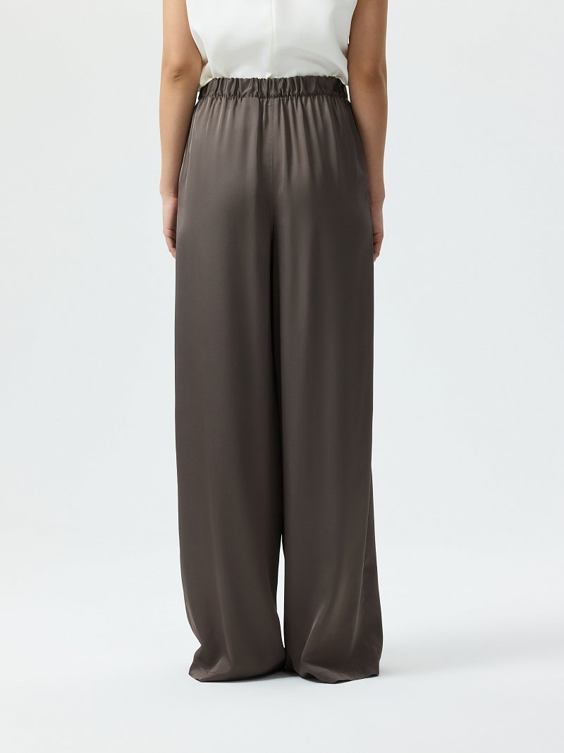 Атласные брюки на резинке