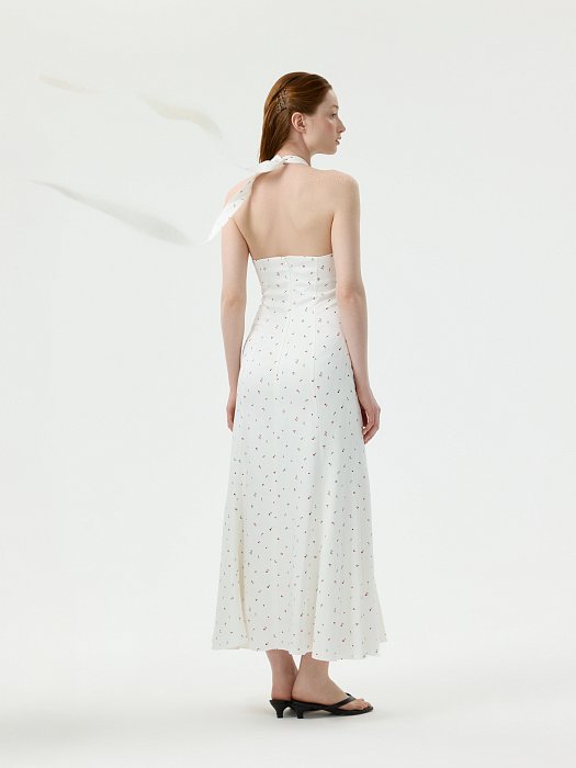 Атласное платье-халтер: фото №6