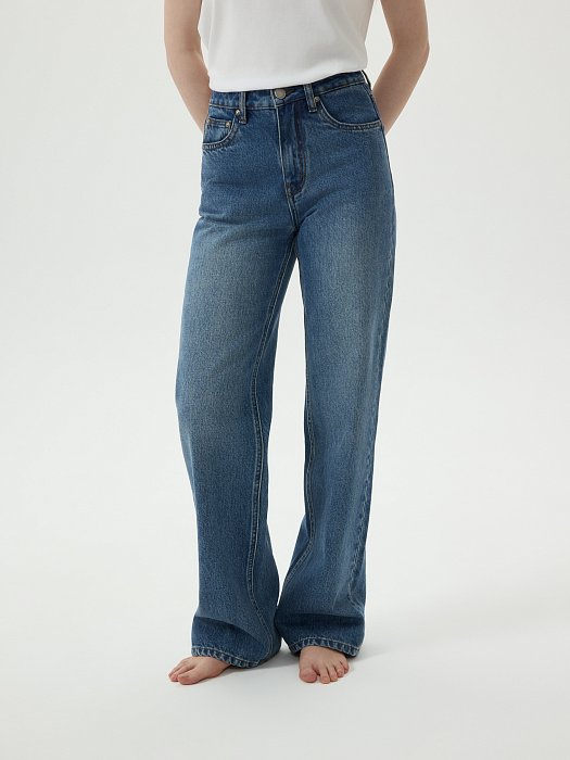 Джинсы прямого кроя: фото №3