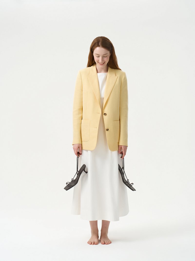 Однобортный жакет со льном