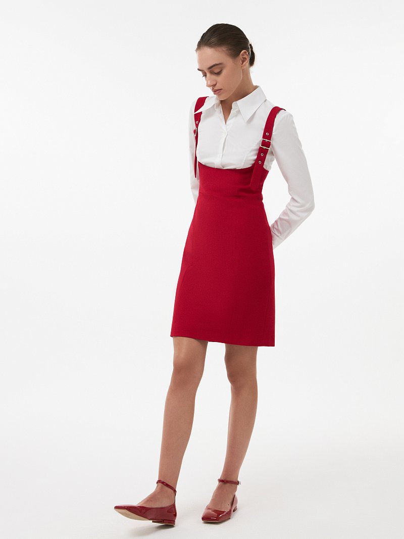 Сарафан с глубоким вырезом