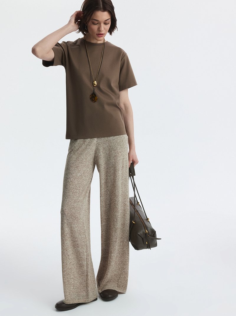 Однотонная футболка из 100% хлопка 