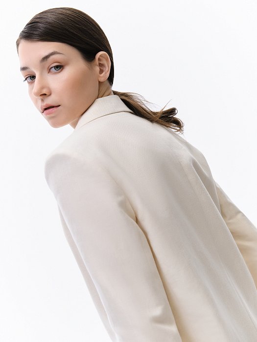 Прямой жакет из смесового льна: фото №5