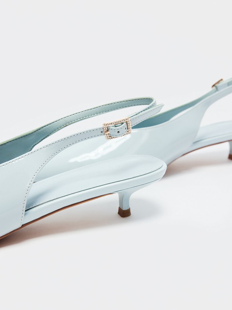 Лаковые туфли с открытой пяткой