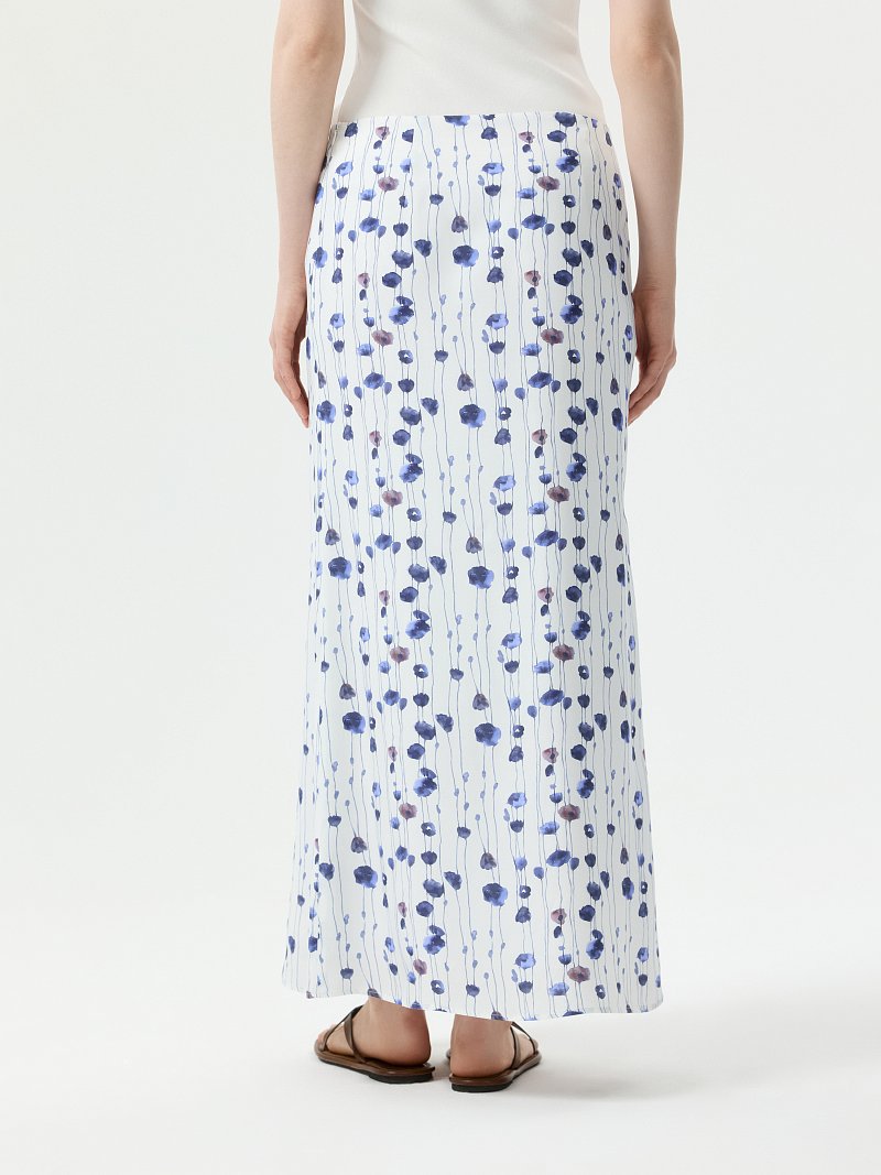 Юбка из вискозы с цветами