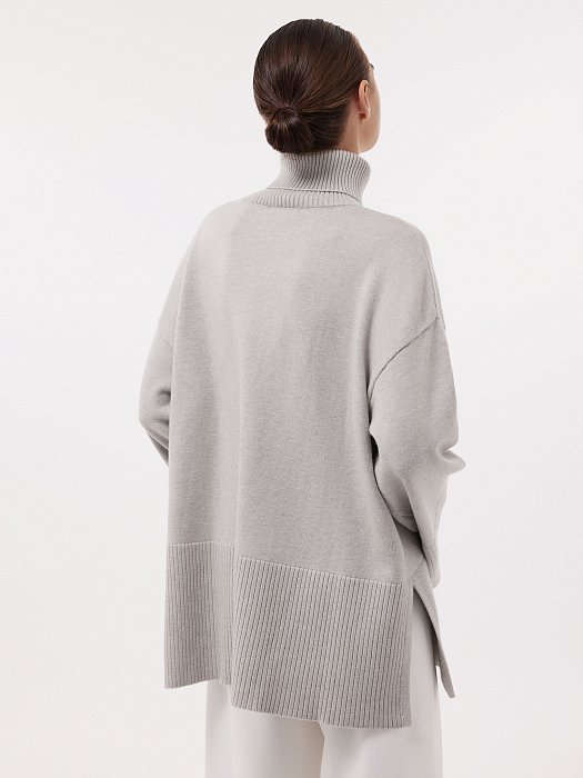 Свитер с сердечком: фото №2