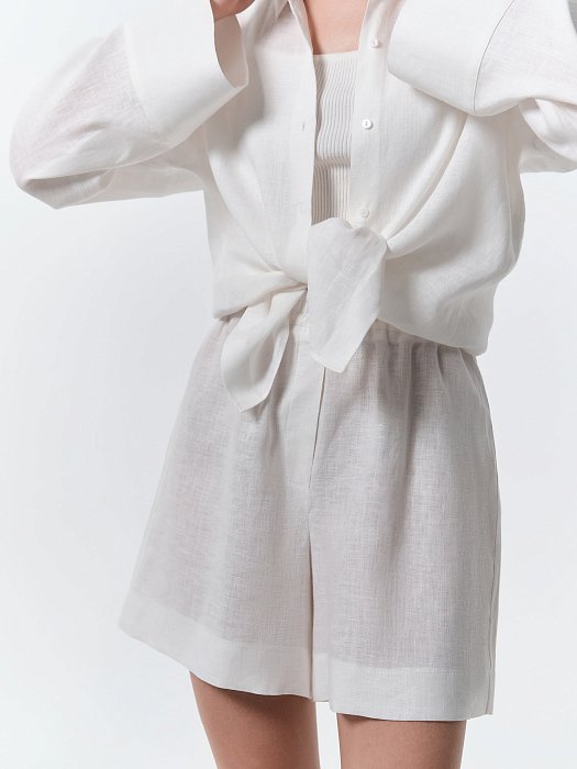 Костюм с рубашкой и шортами: фото №8