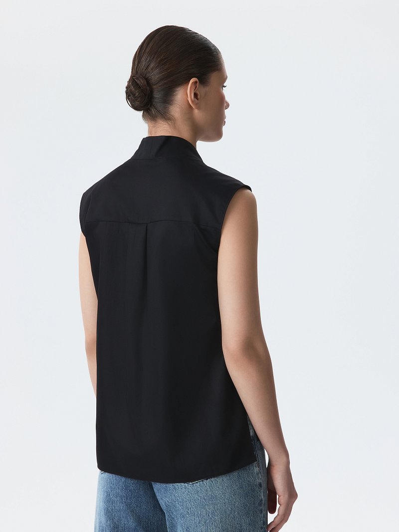 Хлопковая блуза без рукавов