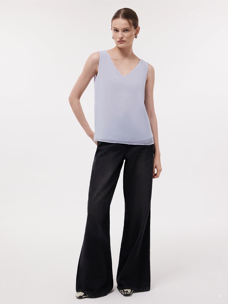 Шифоновый топ с V-вырезом