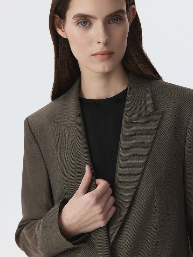 Прямой однобортный жакет