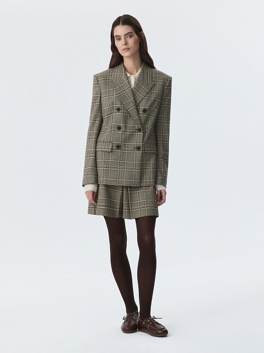 Двубортный жакет в клетку: фото №6