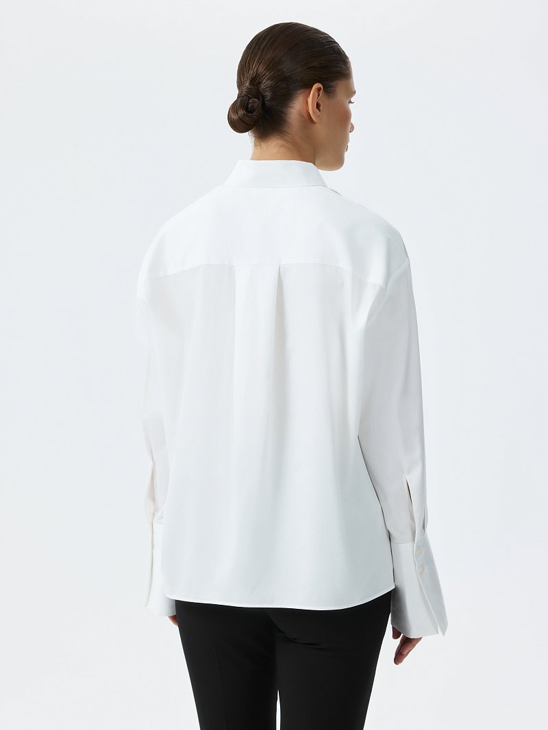 Рубашка с широкими манжетами