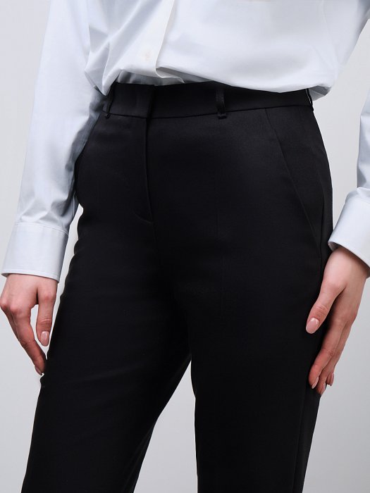 Брюки зауженного силуэта : фото №6