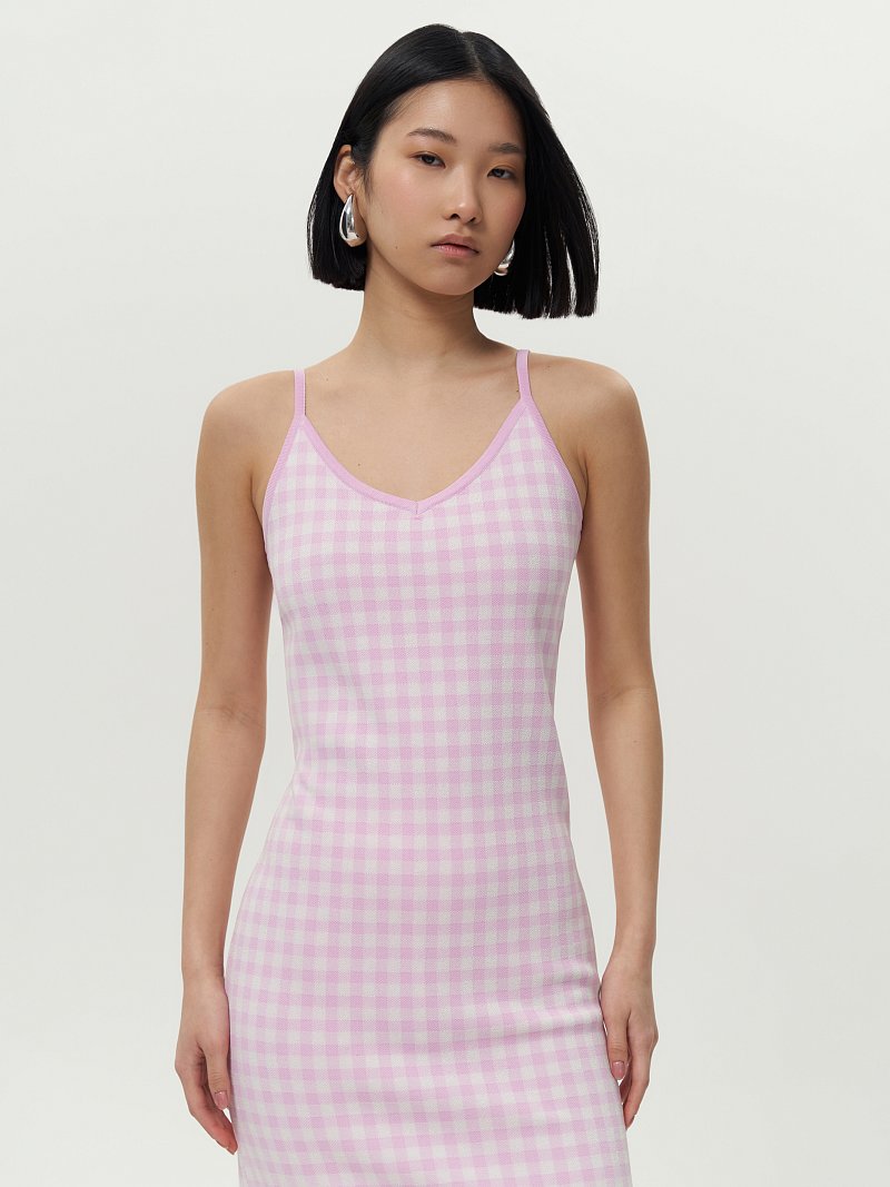 Трикотажное платье в клетку